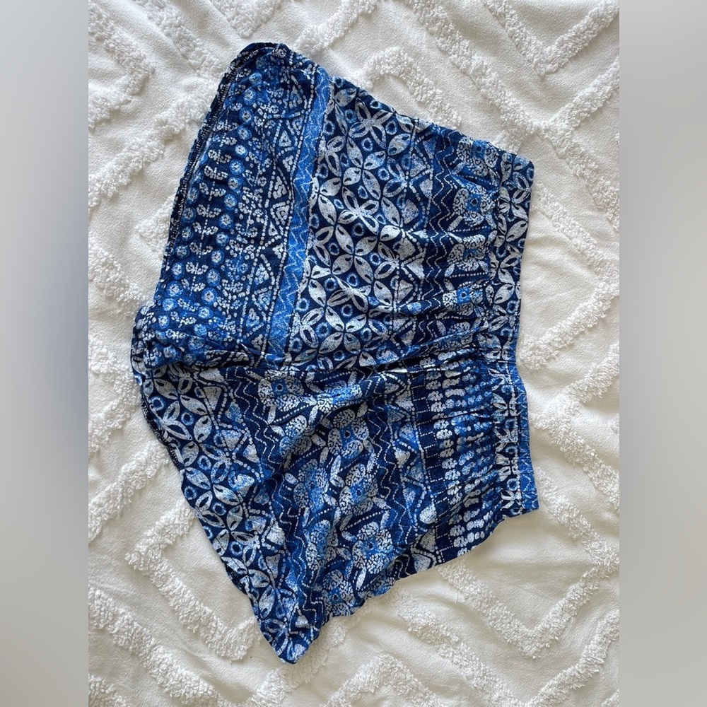 Blue Flowy Shorts - Picture 3 of 4